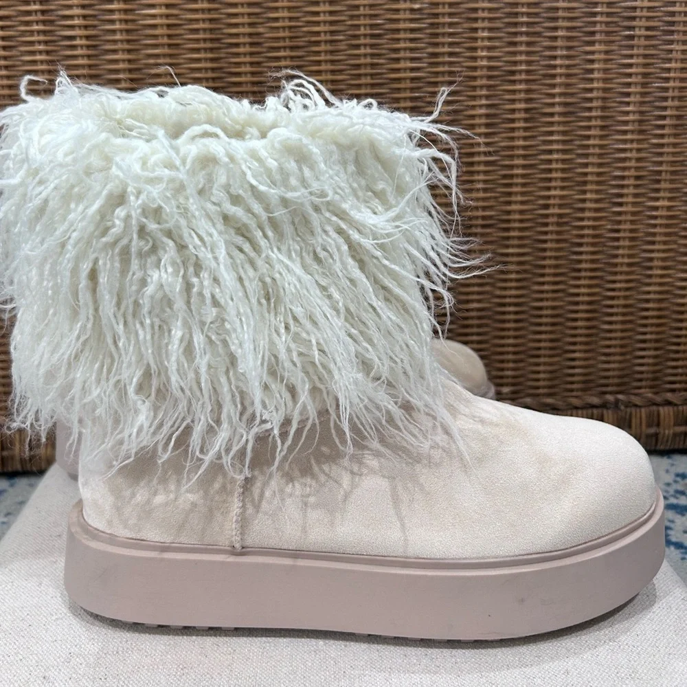 PRETTYLITTLETHING Cream Faux Fur Platform Ankle Boots